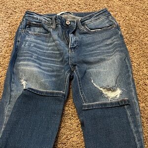 Kan can Stylish Blue Distressed Women Jeans